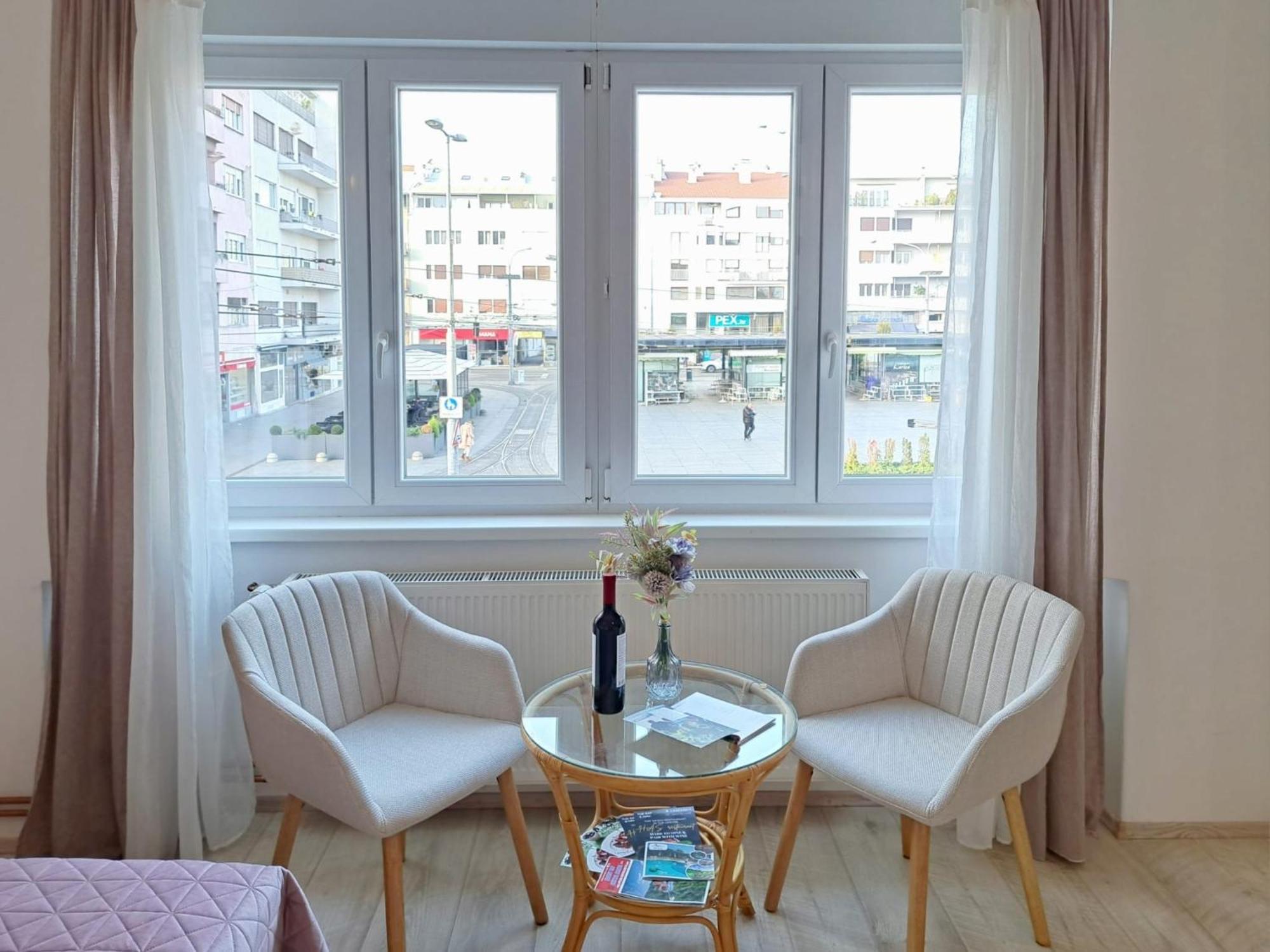 Beautiful Apartment In Center Of Zagreb Luaran gambar